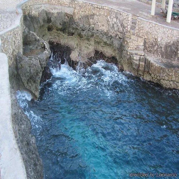 Negril Escape Resort And Spa Hotel